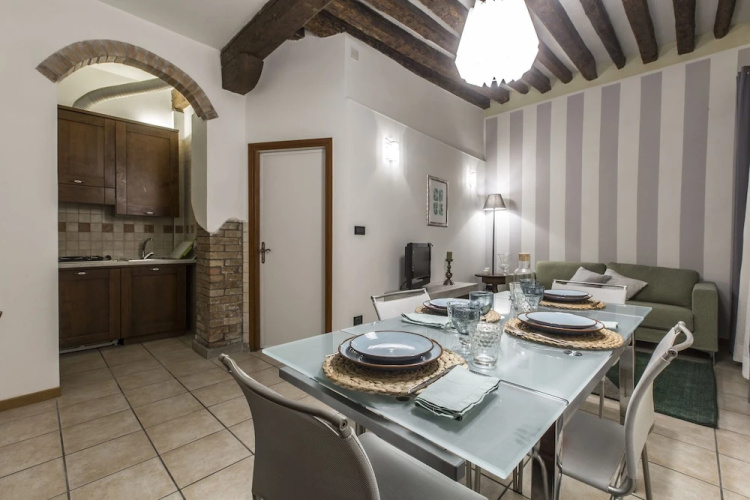 Tiepolo Rialto Apartment R&R