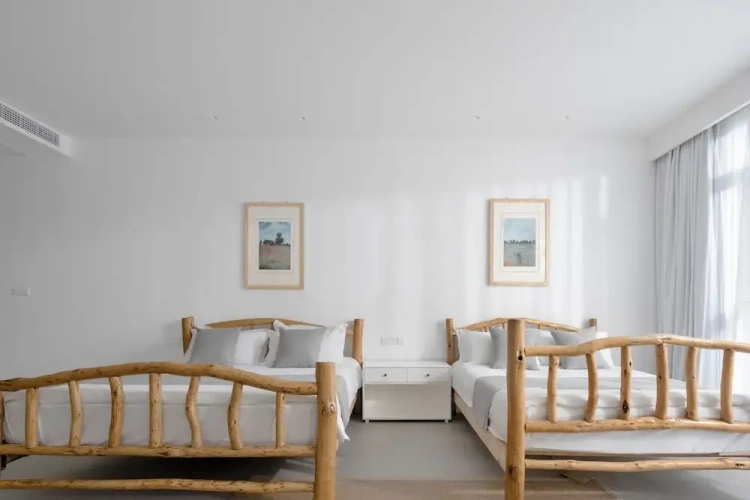 Standard Triple Family room with land view