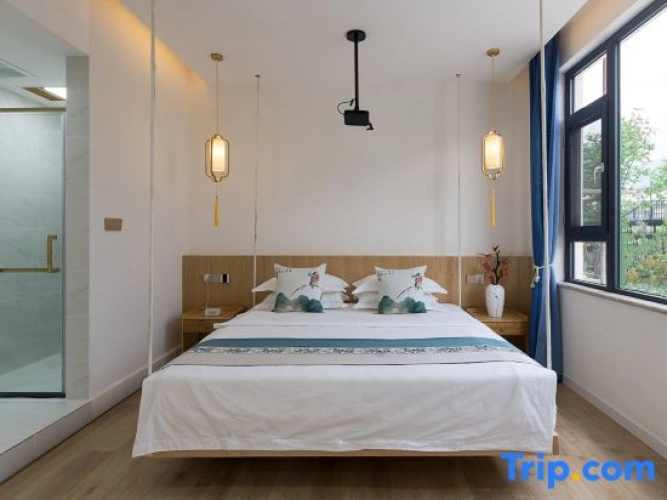 Double Suite with mountain view