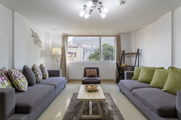 Deluxe Apartment
