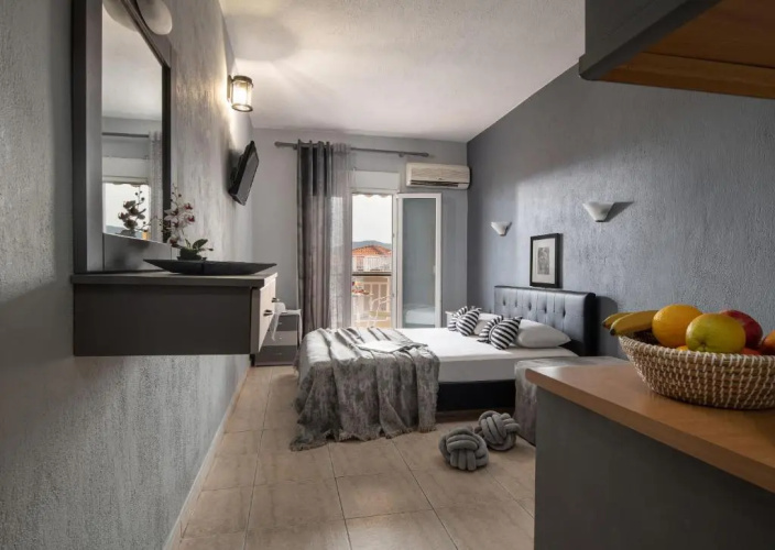 House Toula Elegant