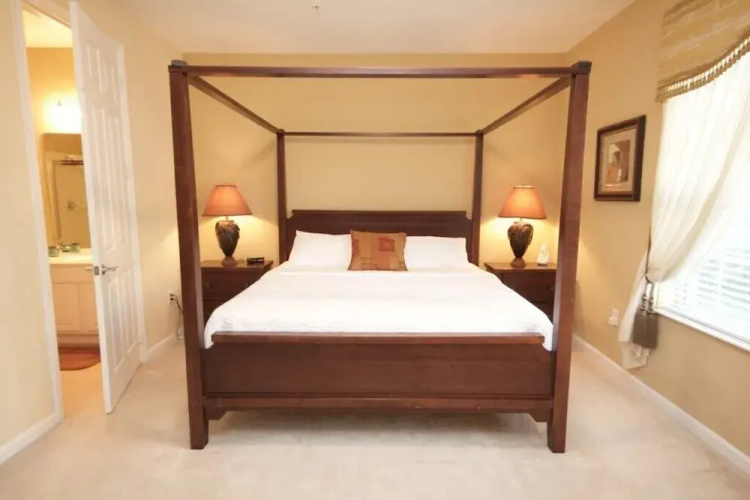 12-103 3 Bedroom Home by RedAwning