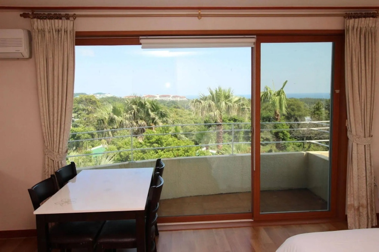 Palm Hill Pension