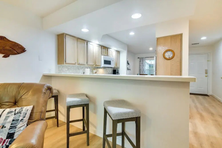 Branson Condo w/ Screened Patio, Pool Access