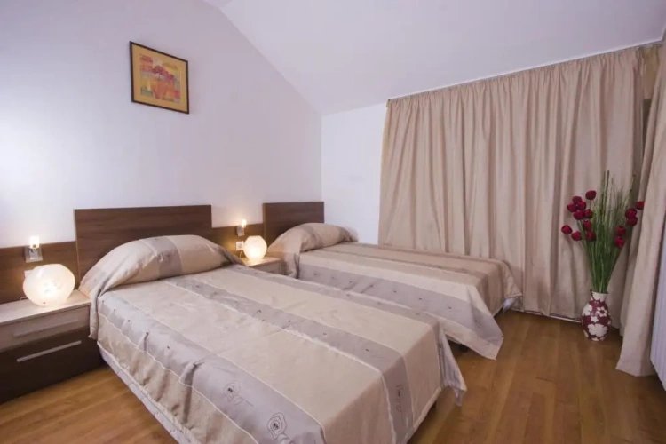 2 Bedrooms Apartment with balcony