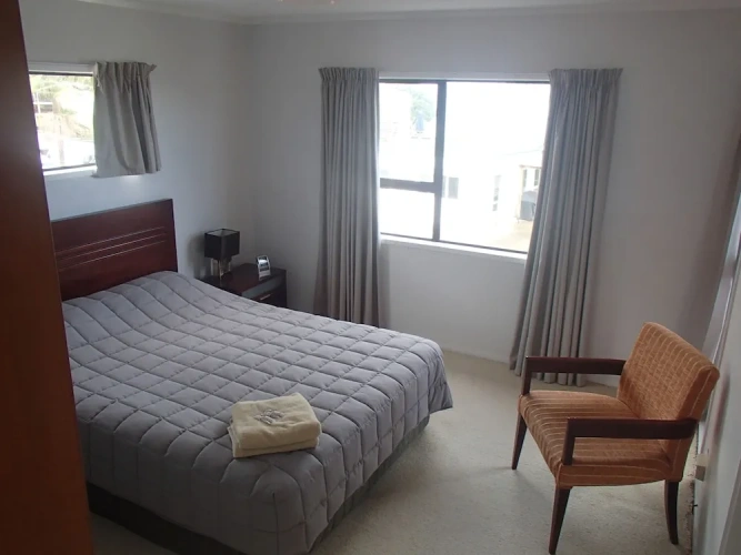 3 Bedrooms Sextuple Apartment with balcony