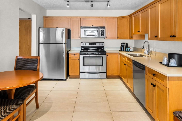Best Western Plus Langley Inn photo 27