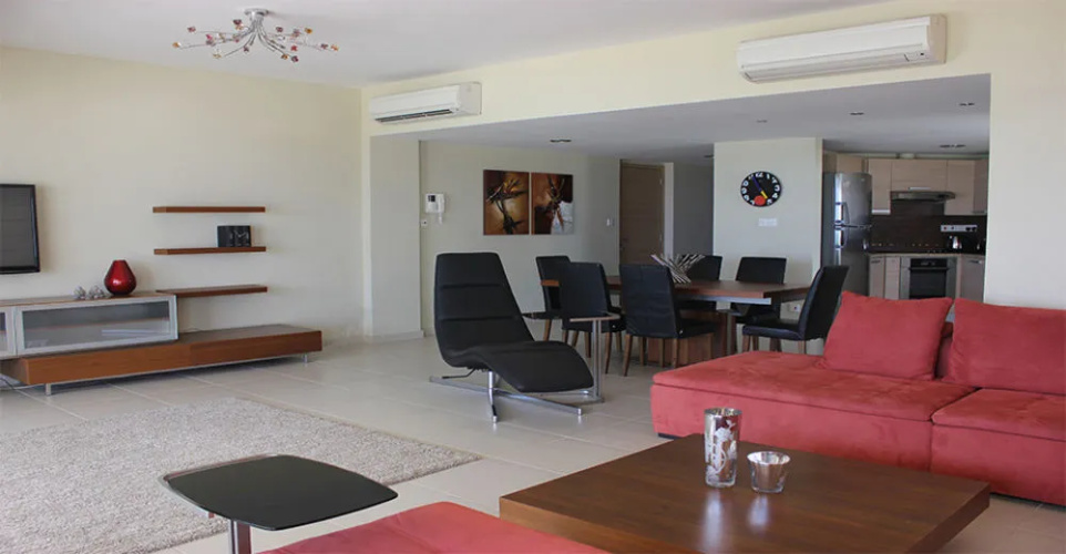 Pegasos Beach Apartment
