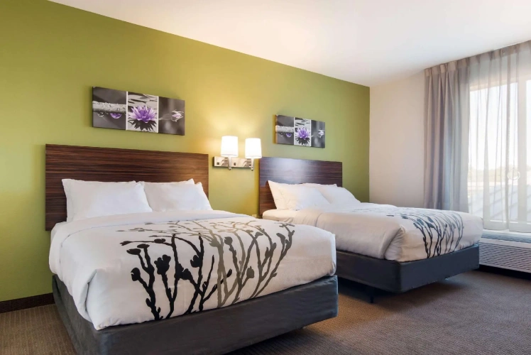 Quadruple Suite