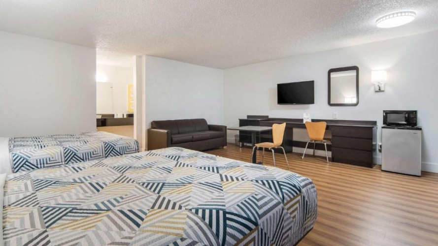 Standard Quadruple room