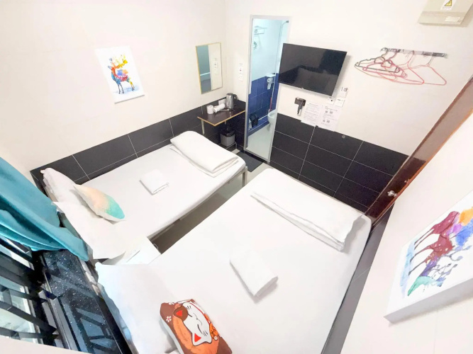 Apple Hostel