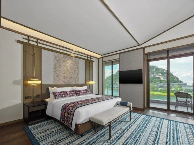 Family Suite with lake view
