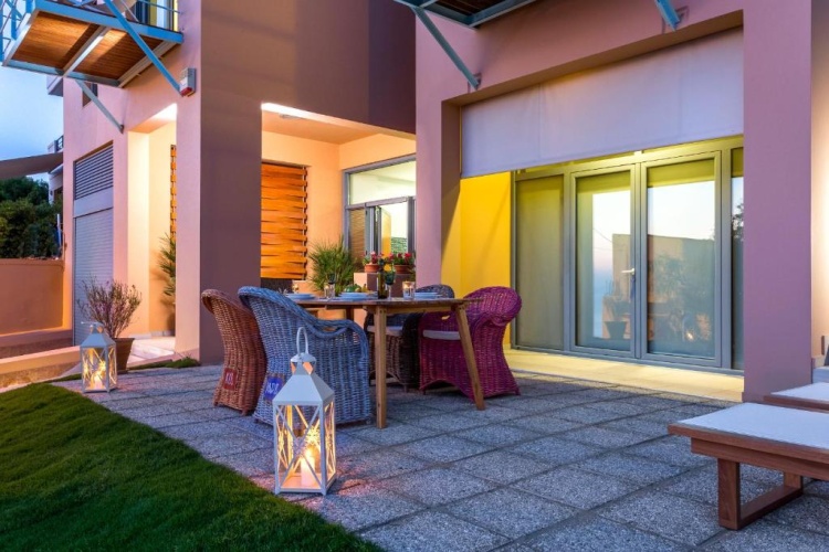 3 Bedrooms Villa