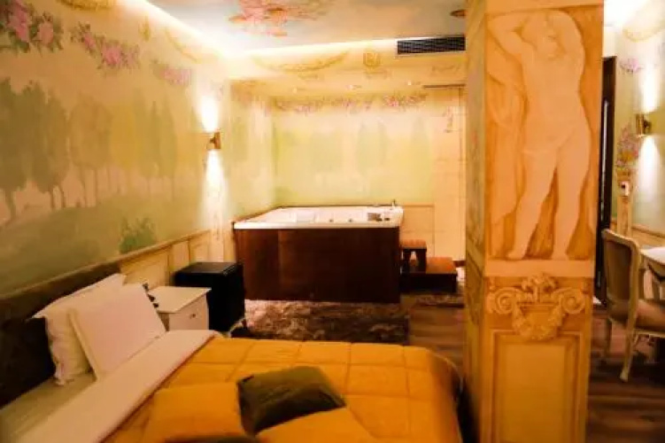Golden Ring Resort
