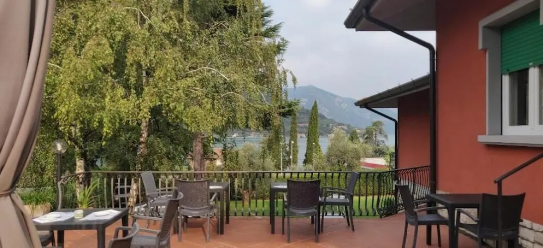 Villa leiani b&b
