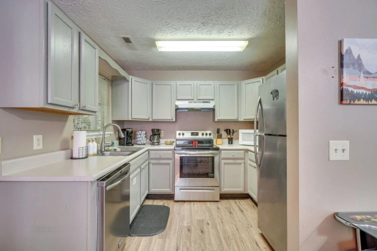 2 Bedrooms Cottage