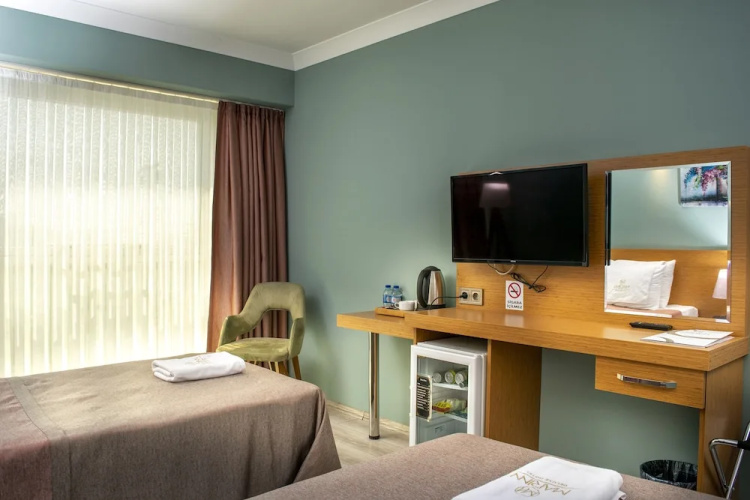 Marinn Deluxe Hotel