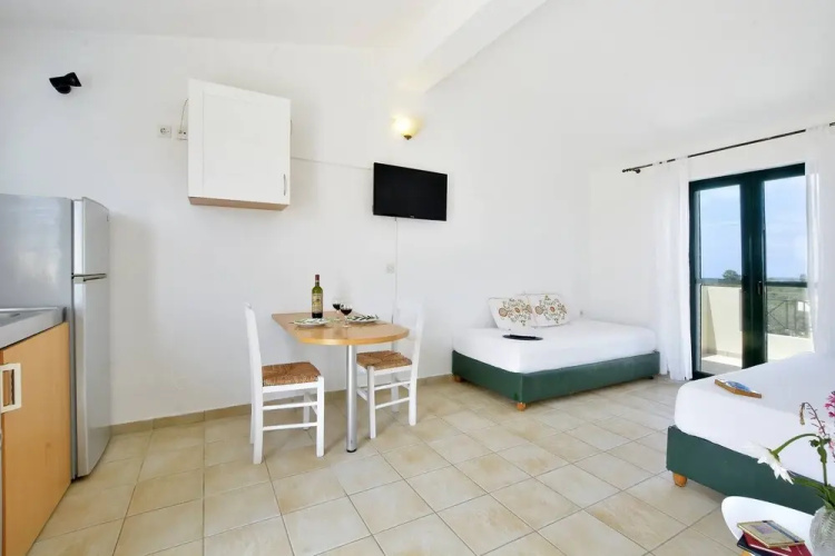 Likithos Hotel