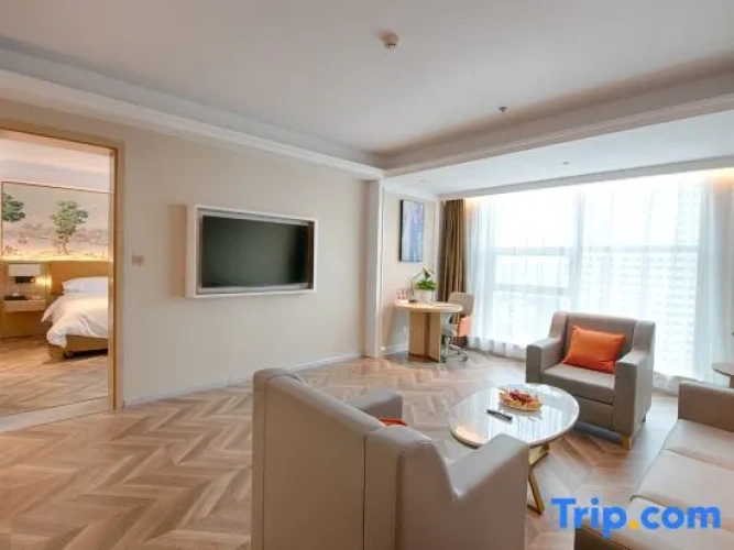 Deluxe Double Suite