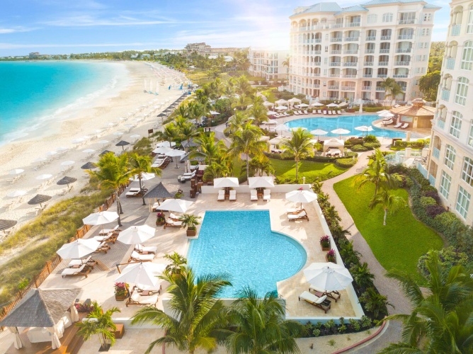 1 Bedroom Suite oceanfront