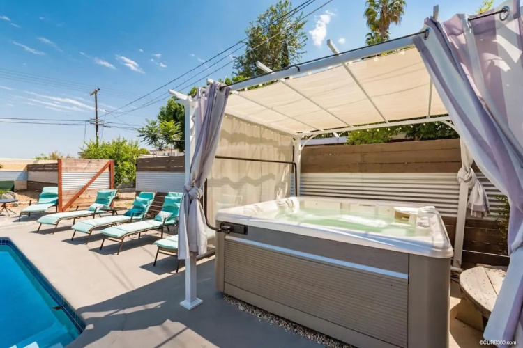 So Cal Charmer Oversized Heated Pool Hot Tub