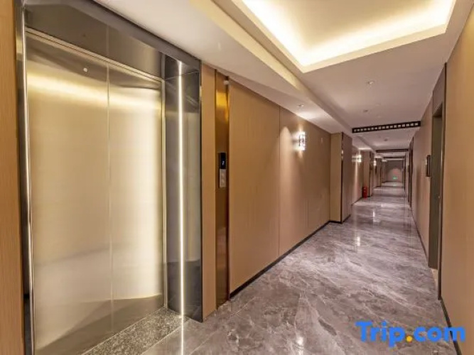 Yunfeng Smart Hotel
