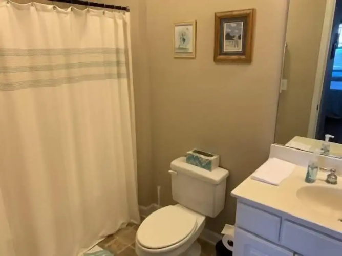 221-06 Woodlands Way