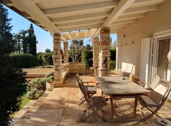 2 Bedrooms Cottage