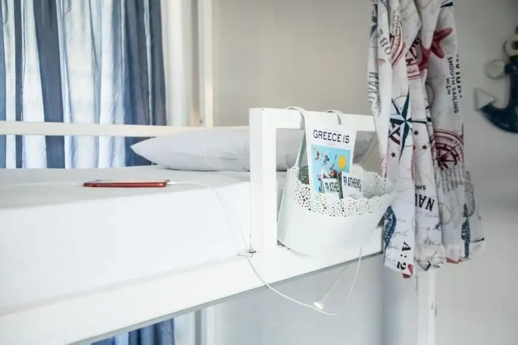Bed in Dorm with balcony