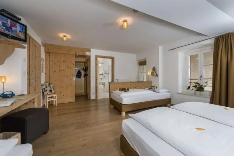 1 Bedroom Superior Quadruple room