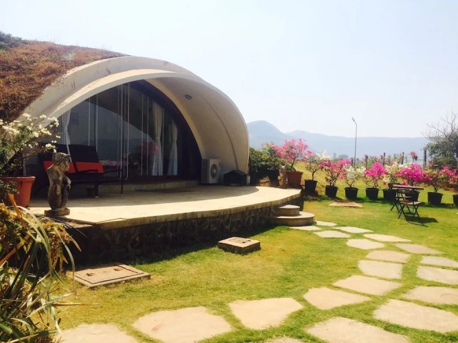 Standard Double room with lake view