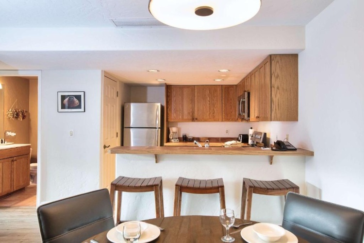 Suite with mountain view