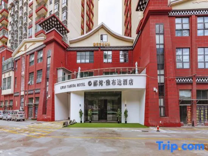 Kangding Liwan Yabuda Hotel