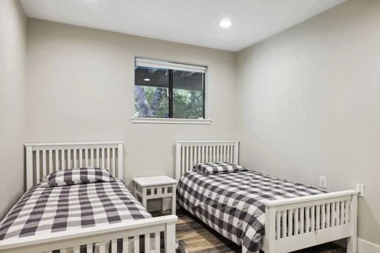 6 Bedrooms Cottage