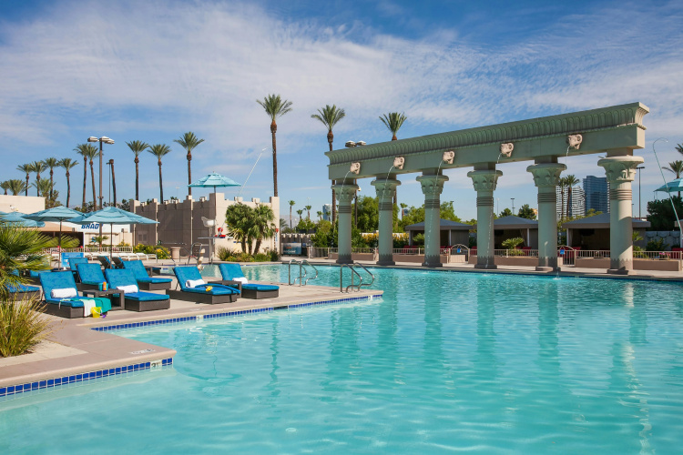 Luxor Hotel & Casino photo 22