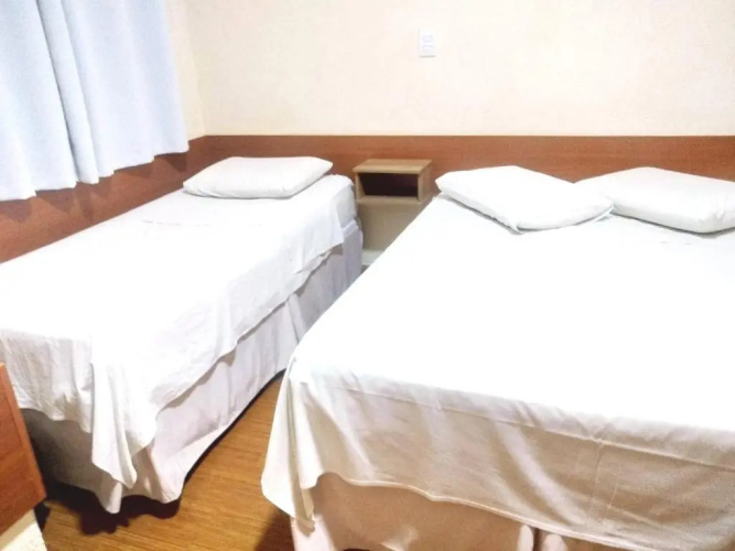 Lelis Hotel