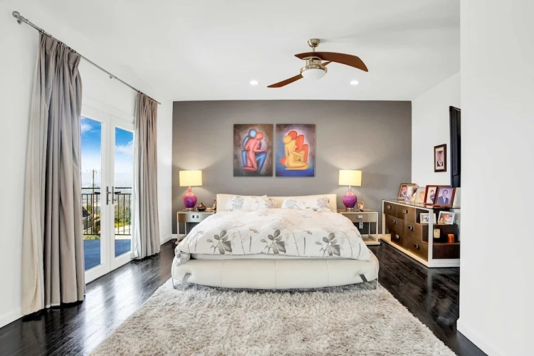 4 Bedrooms Cottage