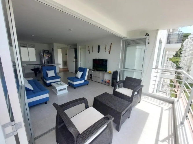3 Bedrooms Apartment