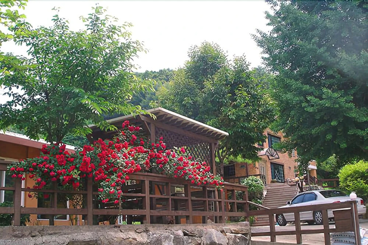 Yangpyeong Scented Clay Pension
