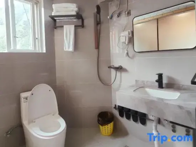 Jiangcuo Xianghe Homestay