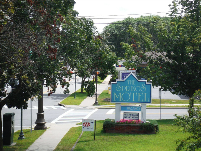 The Springs Motel