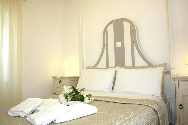 Mariakis Studios