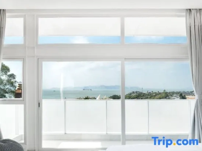 Suite with view