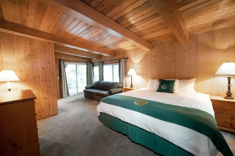 Superior Cottage
