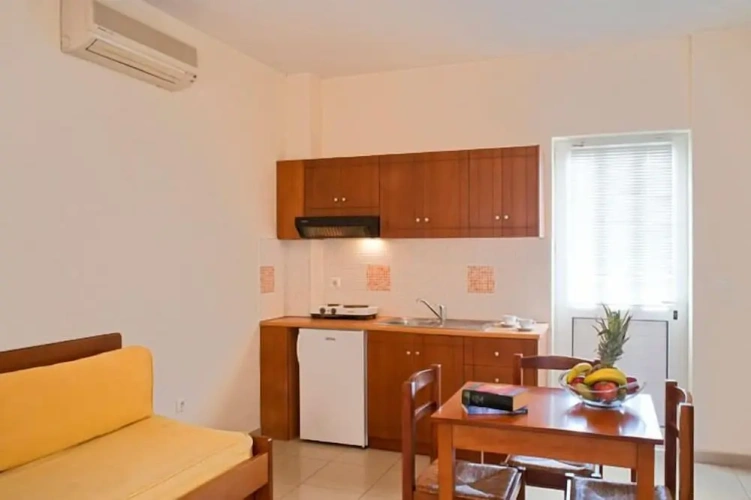 1 Bedroom Economy Apartment