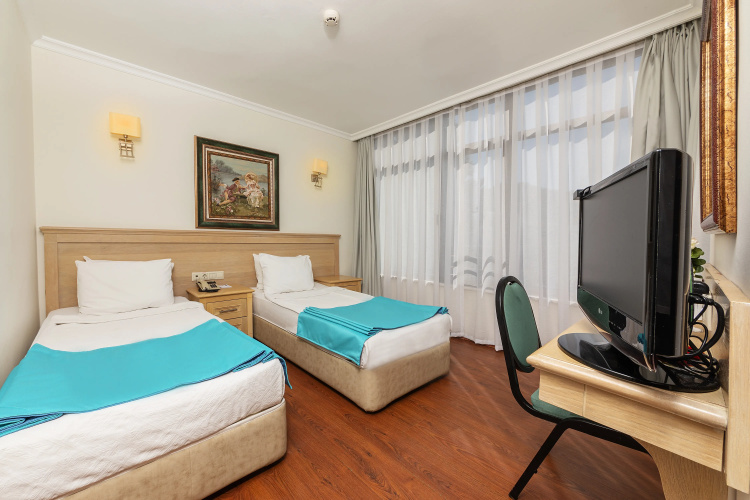 Kayamaris Hotel