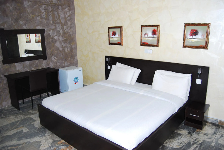 3J's Hotels & Apartments