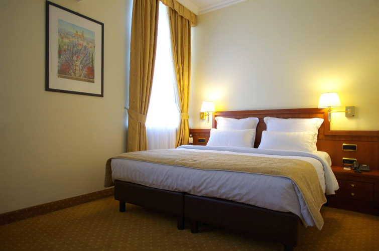 My City Hotel