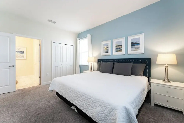 Magical 6BR Villa Pool Themed Room