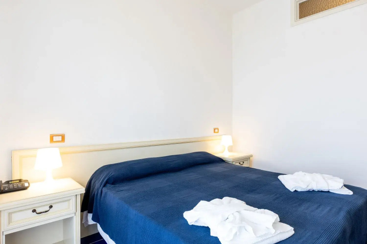 Hotel Caravelle